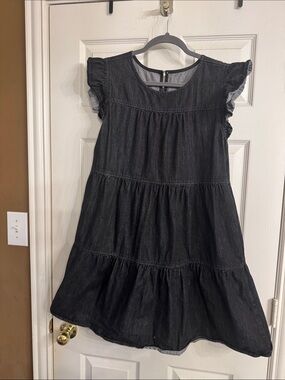 Womens Black Tiered Ruffle Sleeve Dress